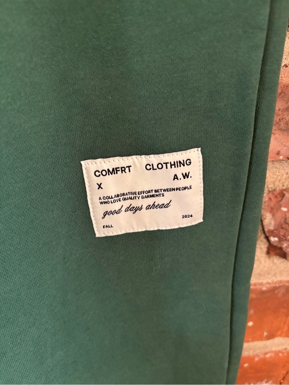 COMFRT Green Affirmation Collection Straight Leg Sweatpants, L - Picture 5 of 8